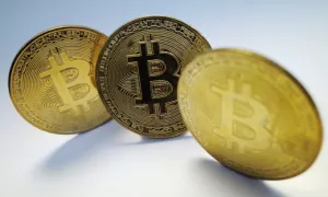 Bitcoin lập kỷ lục hơn 120.000 USD