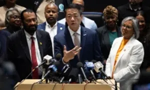 Loạt nghị sĩ Dân chủ rời Texas để ngăn 'vẽ lại bản đồ bầu cử' Loạt nghị sĩ Dân chủ rời Texas để ngăn 'vẽ lại bản đồ bầu cử'